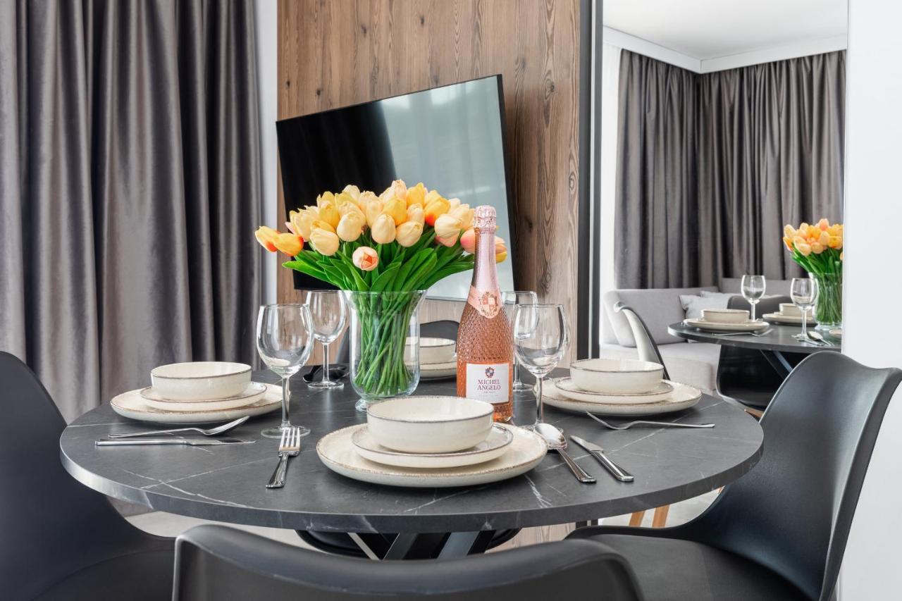 Sun Towers Lux Apartments By Renters Prestige Swinoujscie Luaran gambar